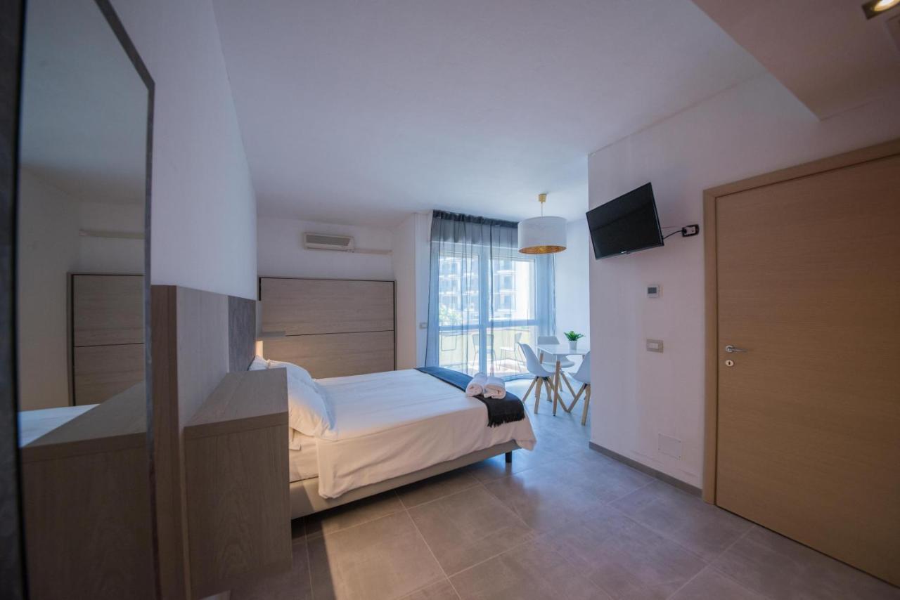 Residence Cristine Riva del Garda Exterior photo