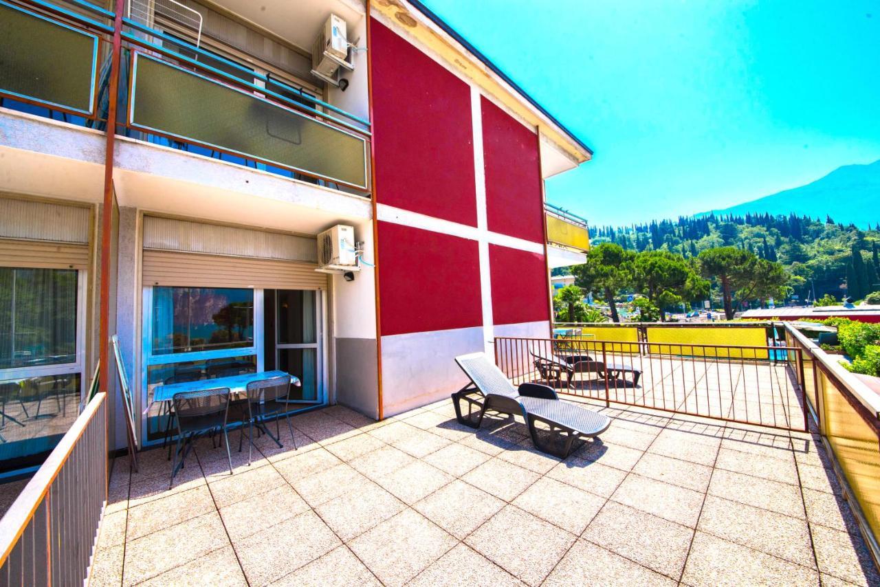 Residence Cristine Riva del Garda Exterior photo