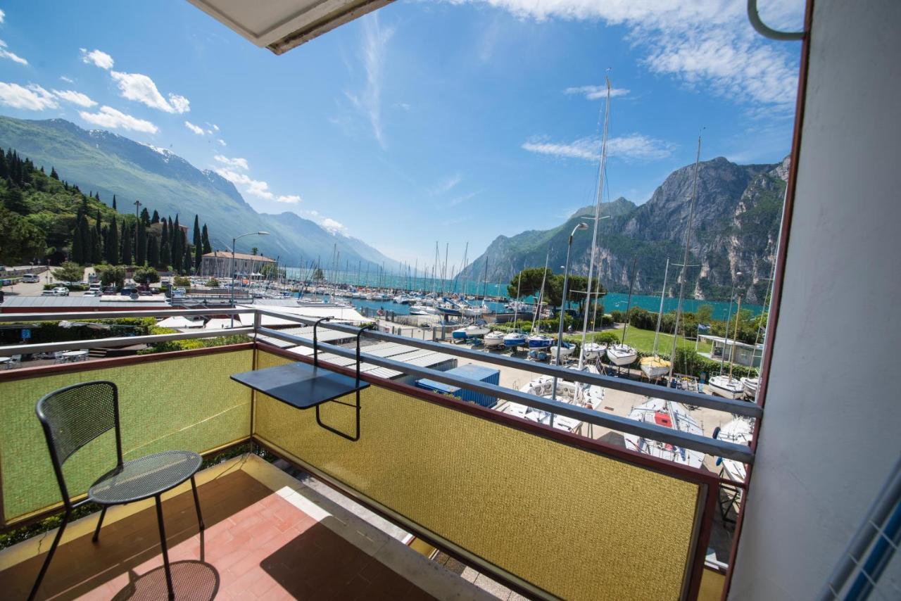 Residence Cristine Riva del Garda Exterior photo