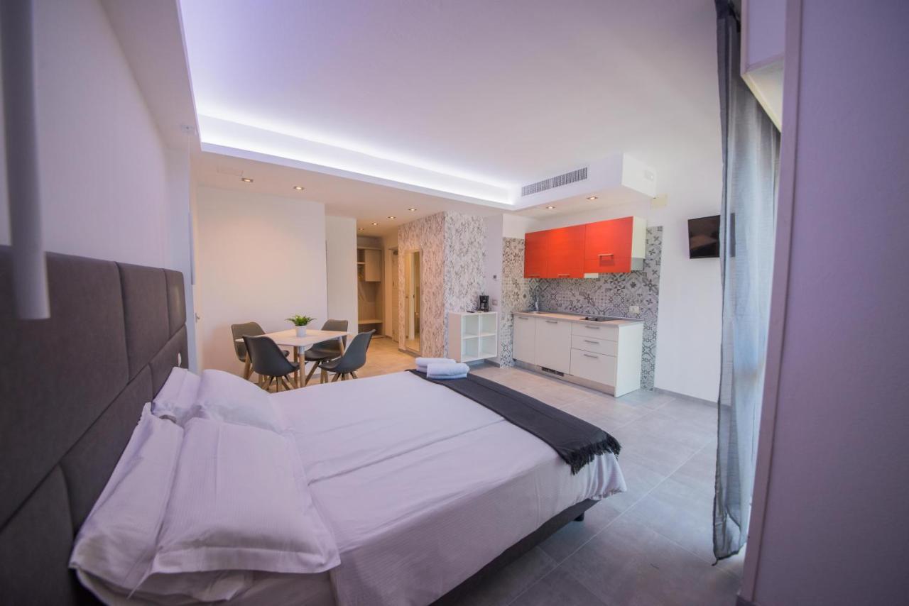 Residence Cristine Riva del Garda Exterior photo