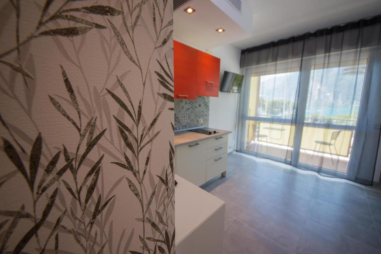 Residence Cristine Riva del Garda Exterior photo