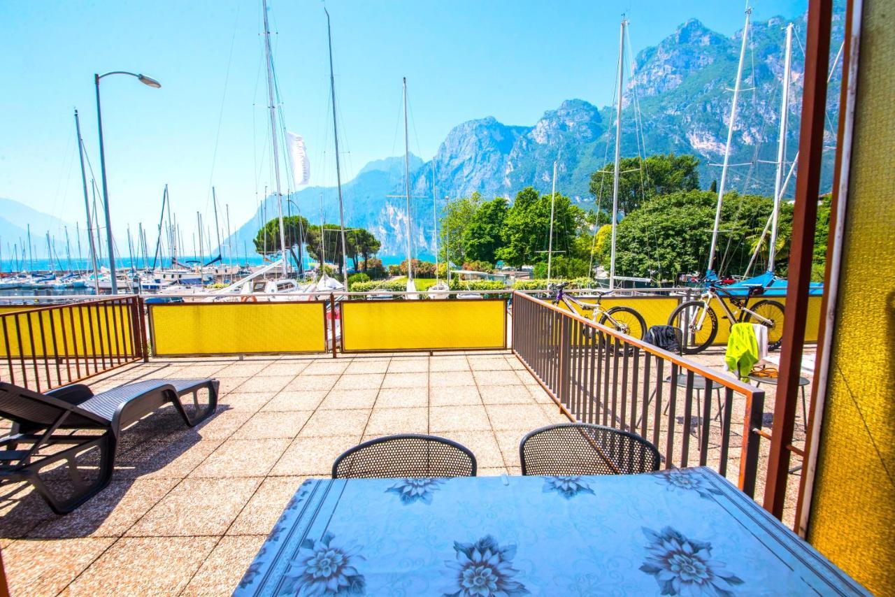 Residence Cristine Riva del Garda Exterior photo