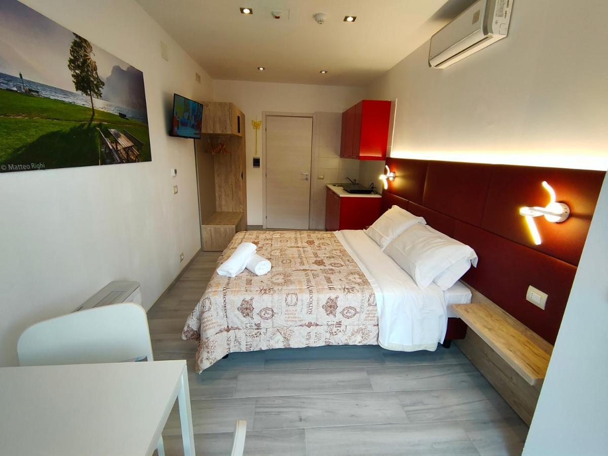 Residence Cristine Riva del Garda Exterior photo