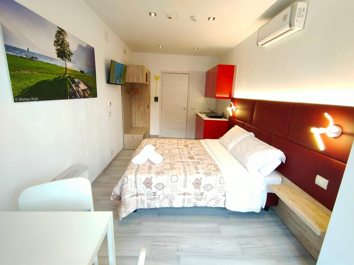 Residence Cristine Riva del Garda Exterior photo